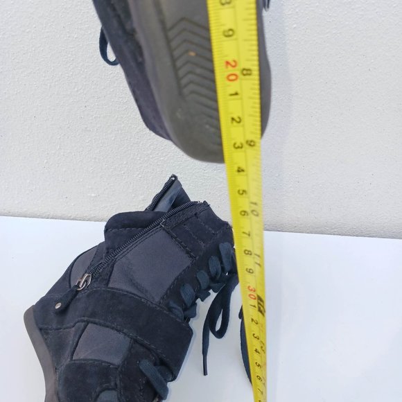 Simply Vera Vera Wang Size 9 Black Boots - Picture 14 of 15